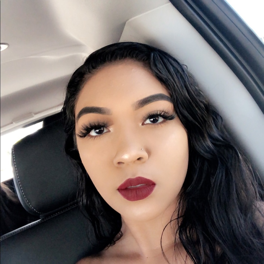 Meet your Posher, Destiny